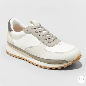 Maria Sneakers - Universal Thread